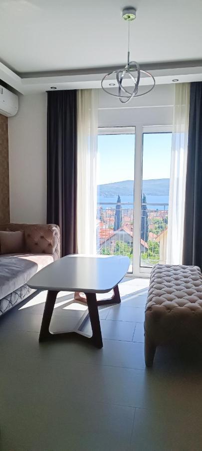 Eden Apartments Тиват Екстер'єр фото