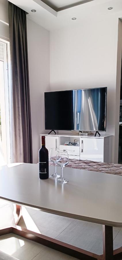 Eden Apartments Тиват Екстер'єр фото