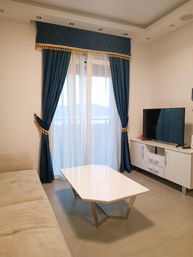 Eden Apartments Тиват Екстер'єр фото