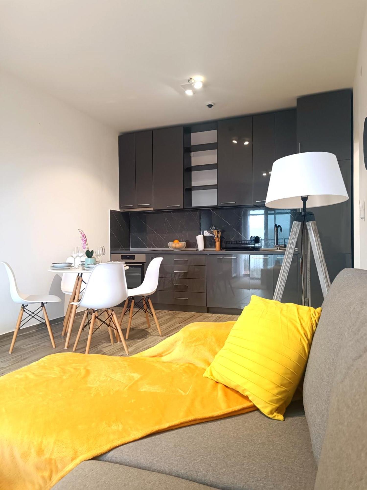 Eden Apartments Тиват Екстер'єр фото